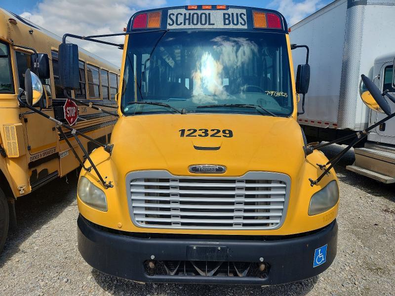 2010 Thomas SAF-T-LINER C2-School Bus