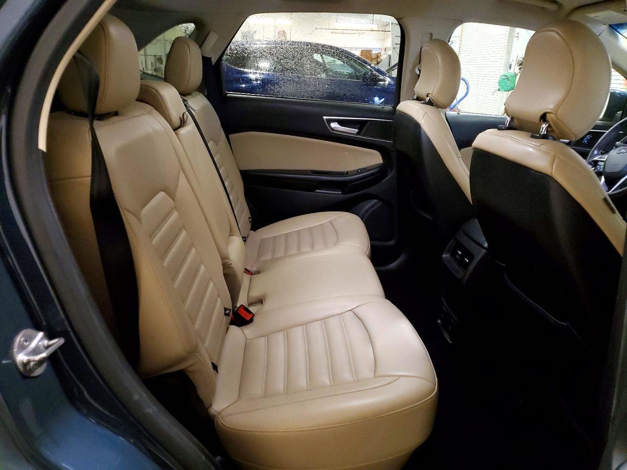 2016 Ford Edge sel