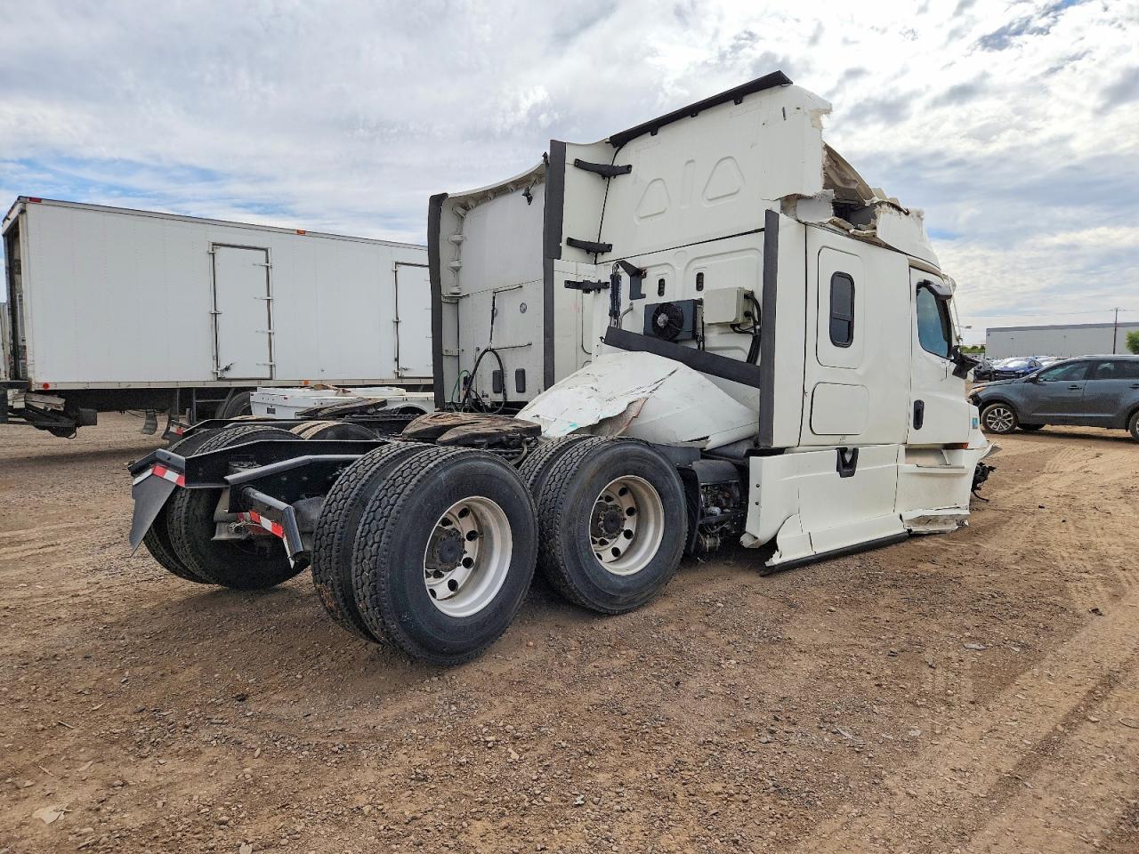 2022 Freigliner 2022 Freightliner Cascadia 126 Semi Truck