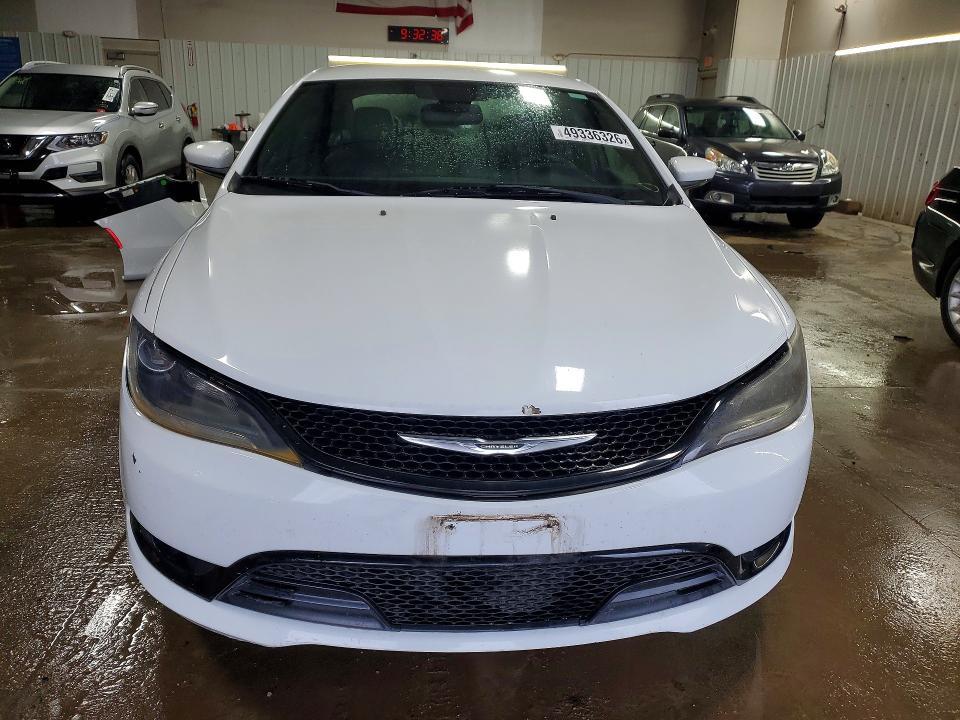 2015 Chrysler 200 s