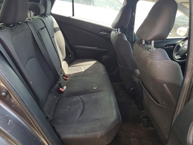 2016 Toyota Prius two