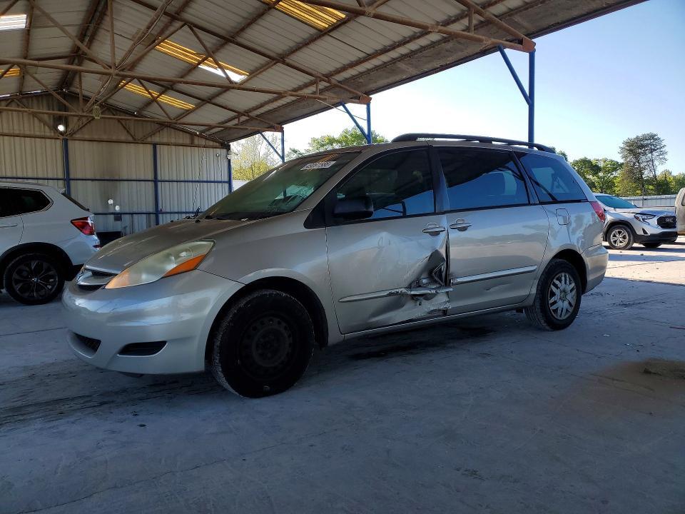 2006 Toyota Siena