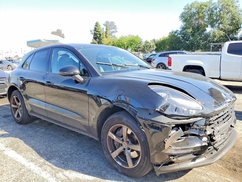 2021 Porsche Macan