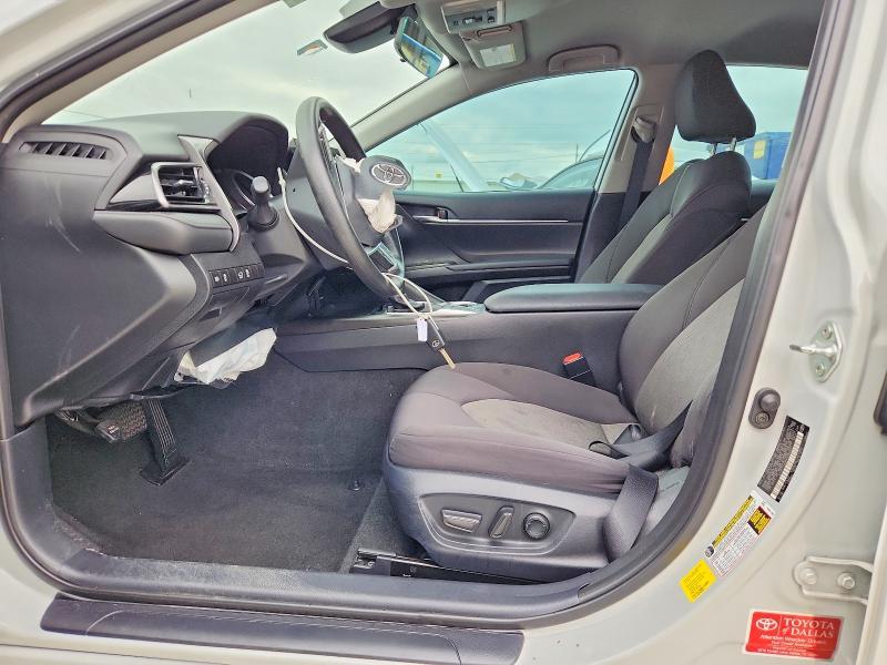 2023 Toyota Camry le