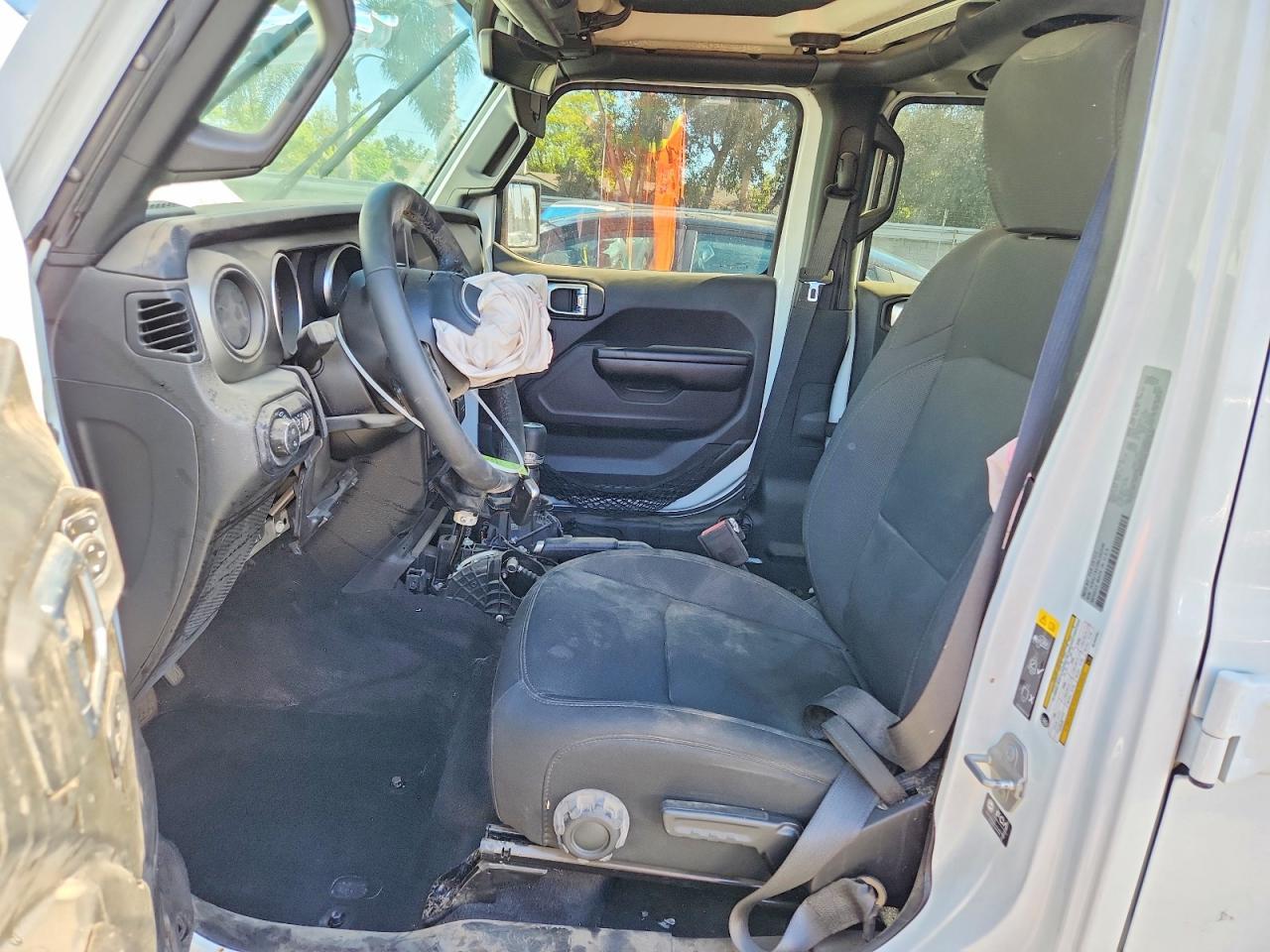 2021 Jeep Gladiator Sport