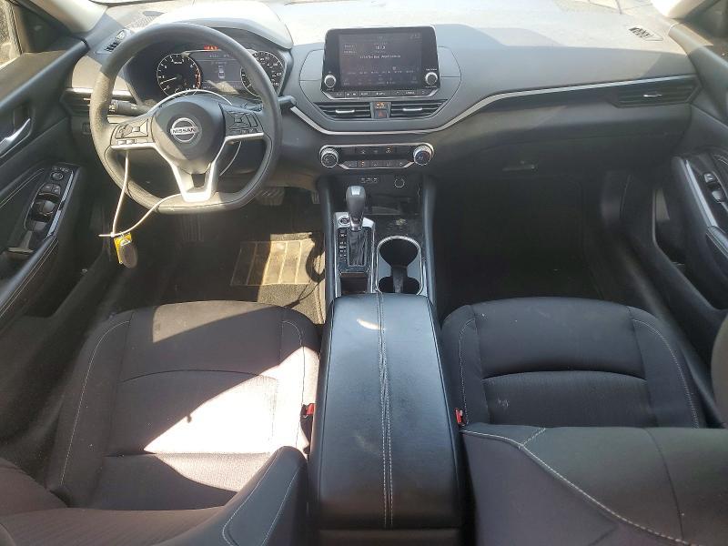 2021 Nissan Altima sv