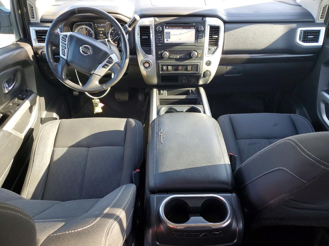 2018 Nissan Titan SV