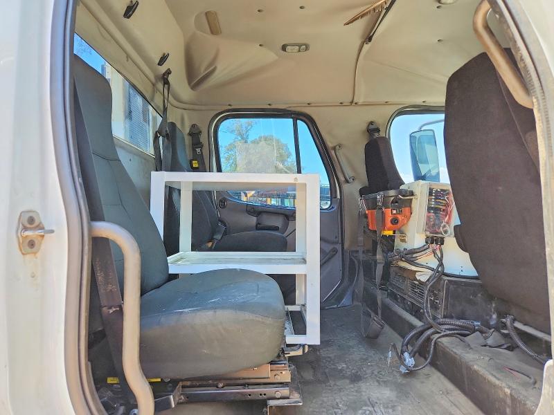 2013 Freightliner M2 106 Heavy Duty