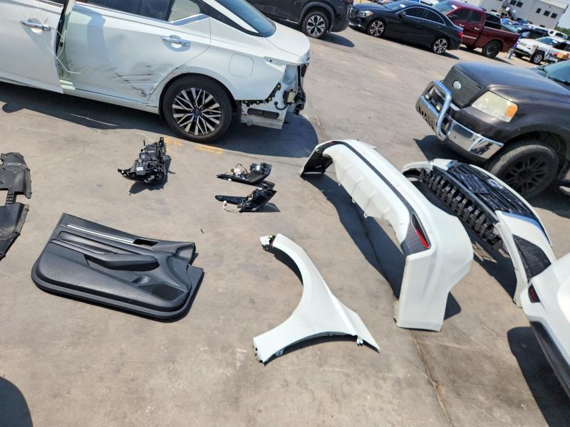 2023 Nissan Altima sv