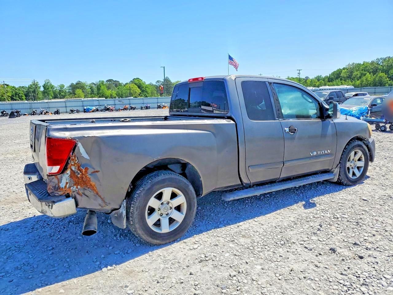 2006 Nissan Titan XE FFV