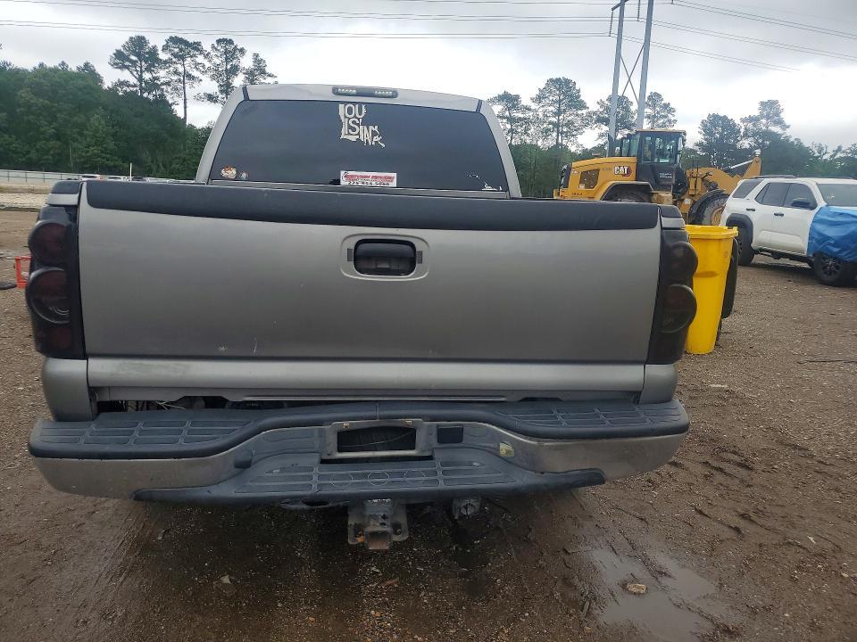 2007 Chevrolet Silverado C1500 Classic Crew cab