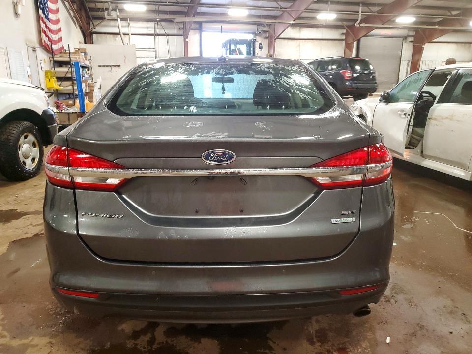 2018 Ford Fusion se