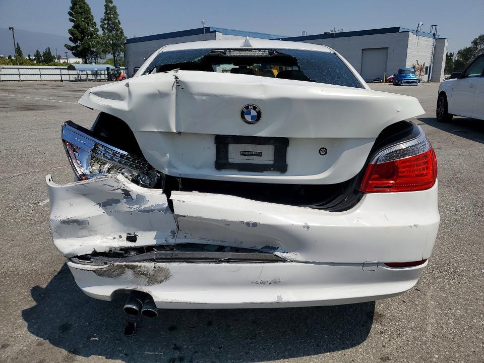 2009 BMW 528 i