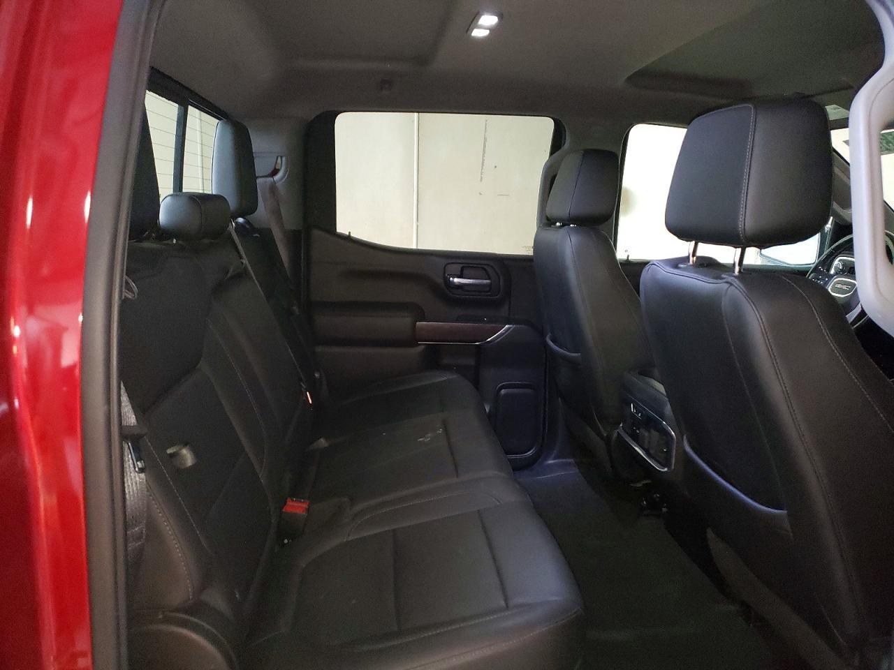 2020 GMC Sierra K1500 SLT