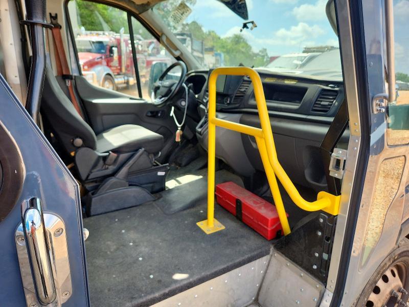 2022 Ford Transit Delivery Truck
