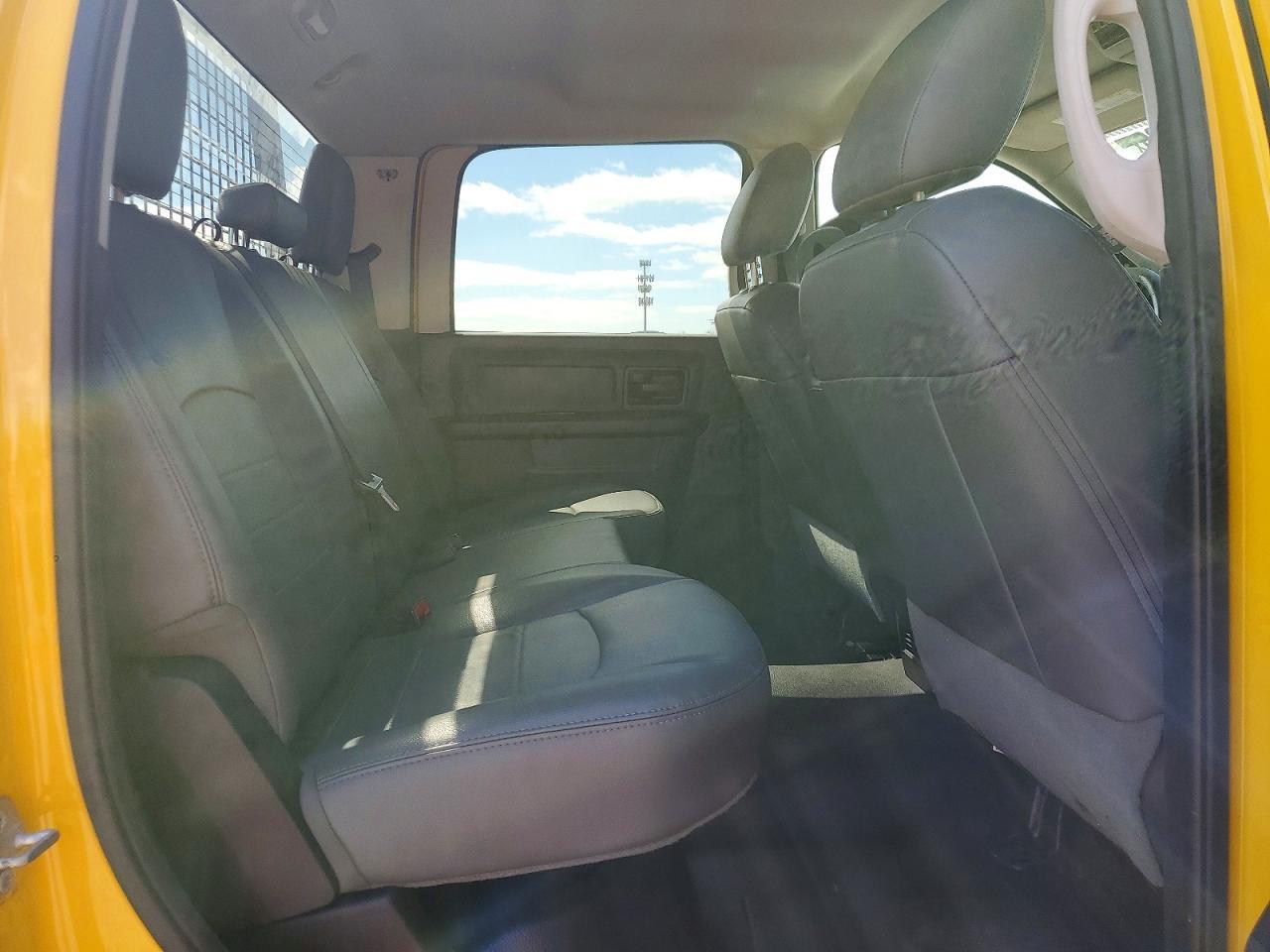 2016 Dodge RAM 2500 ST