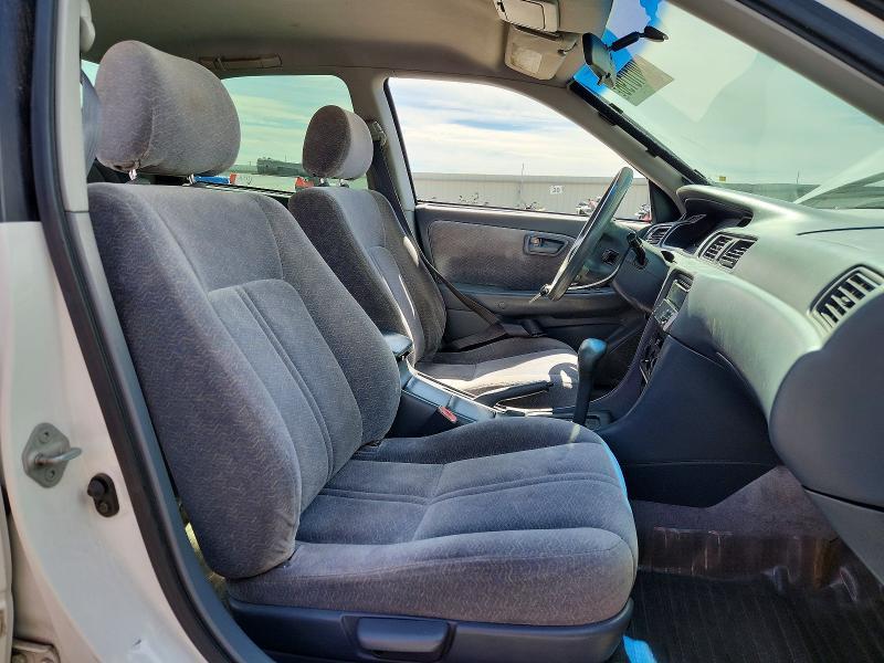 1999 Toyota Camry le