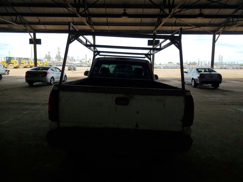 2005 GMC New Sierra C1500