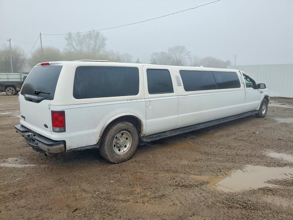 2004 Ford Excursion XLT