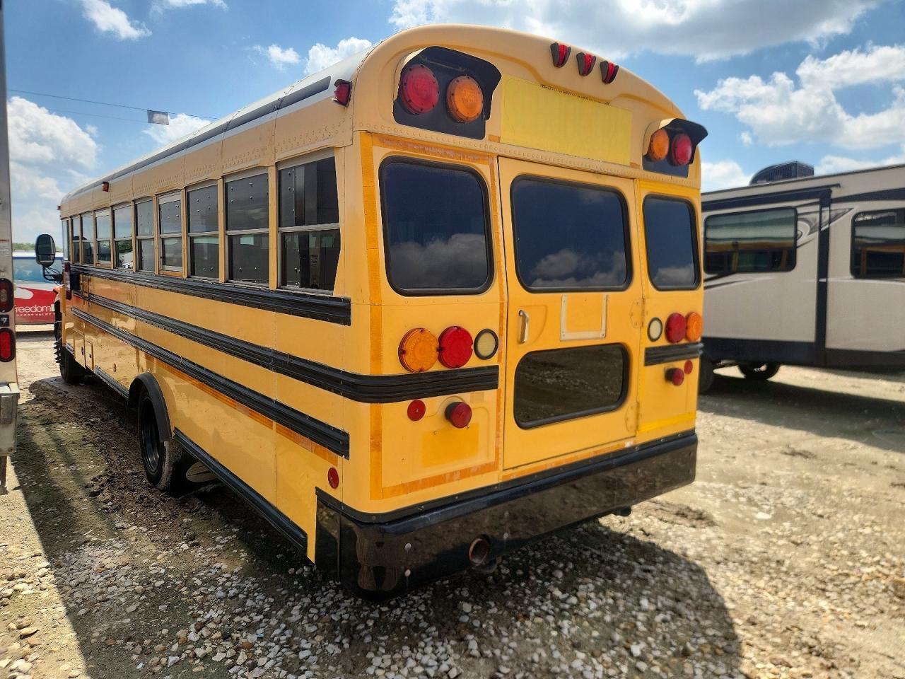 2008 Blubird School Bus / Transit Bus