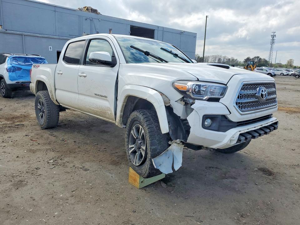 2017 Toyota Tacoma TRD Sport