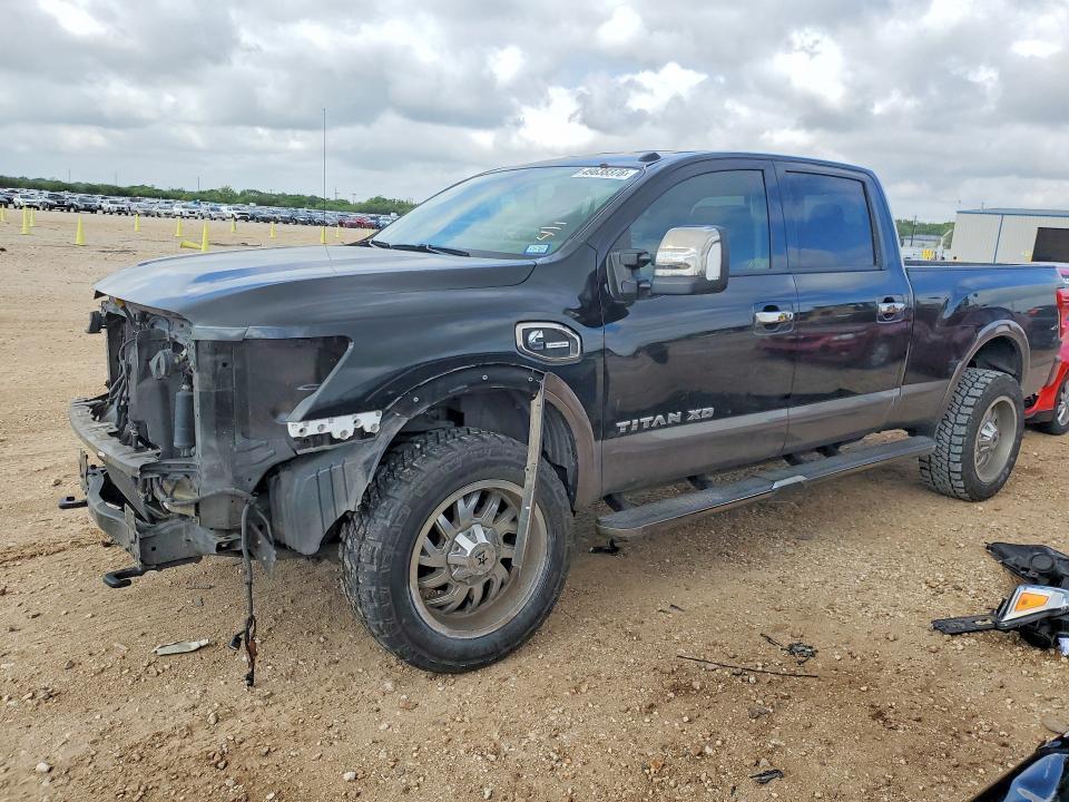 2016 Nissan Titan XD Platinum Reserve