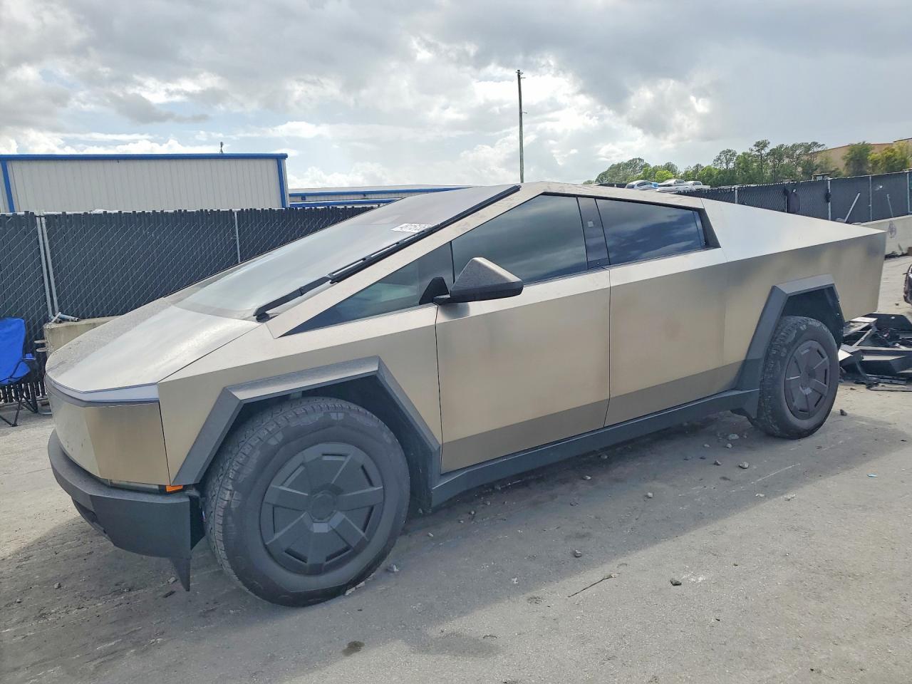 2024 Tesla Cybertruck