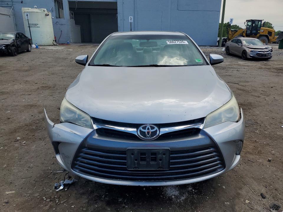 2016 Toyota Camry xle