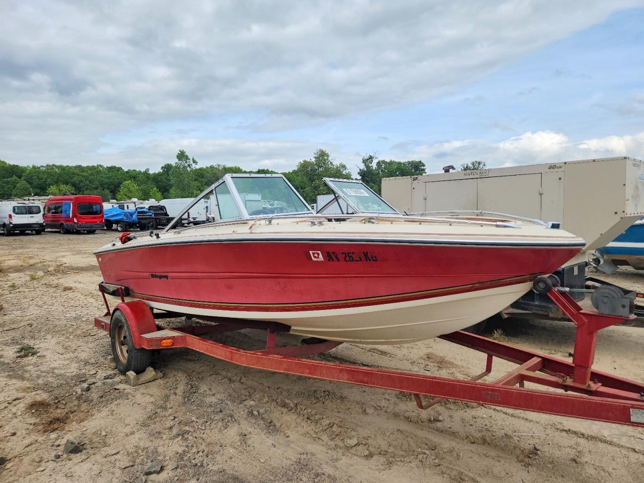 1986 Stingray Trailer