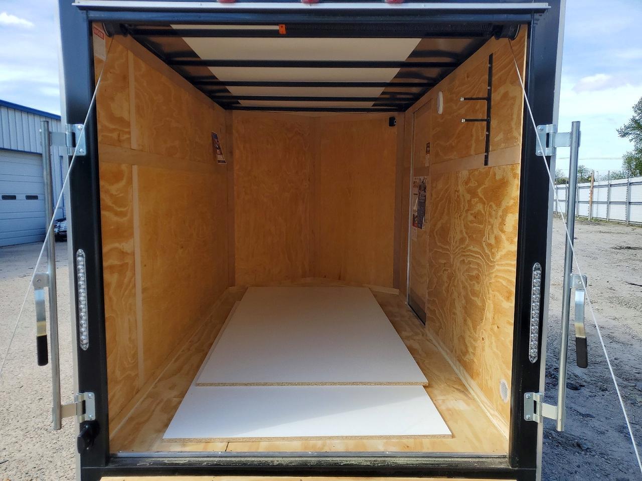 2025 Idgm 2025 Interstate VICTV610SAFS Enclosed Cargo Traile