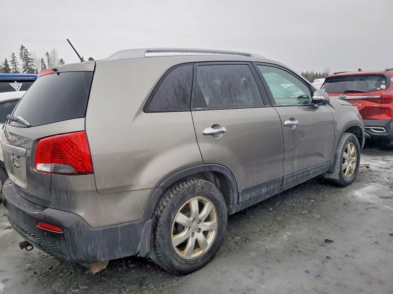 2012 KIA Sorento lx