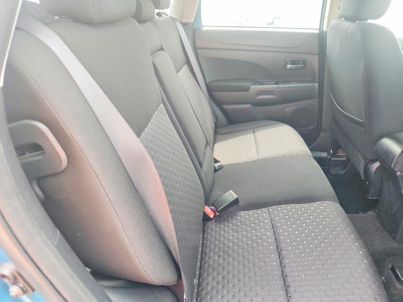 2011 Mitsubishi Outlander Sport se