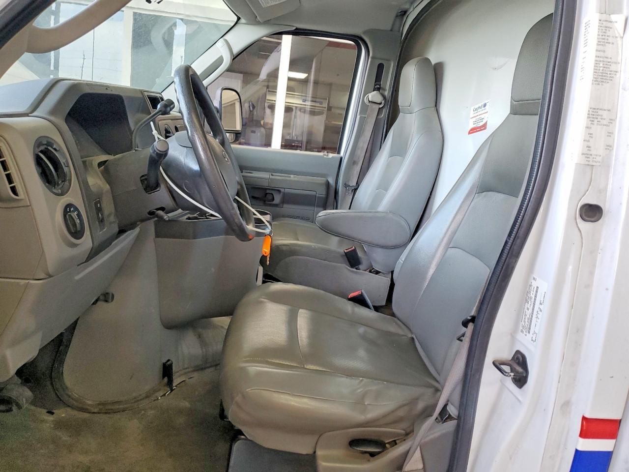 2013 Ford E350 Delivery Truck