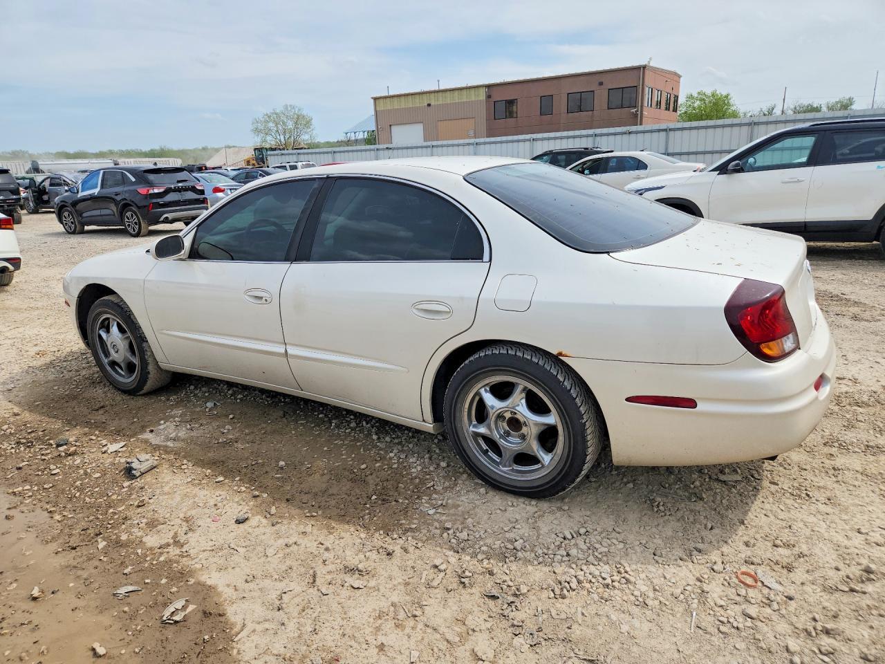 2003 Oldsmobile Aurora 4.0
