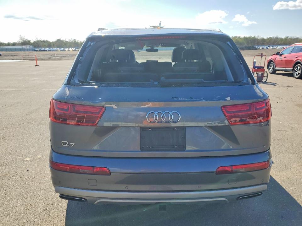2019 Audi Q7 Prestige