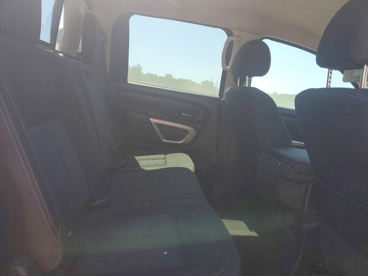 2017 Nissan Titan S