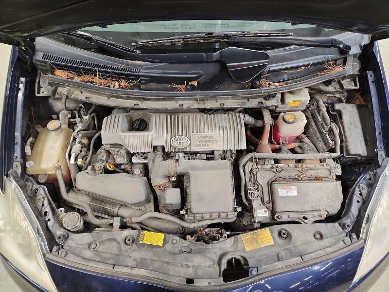 2013 Toyota Prius Three
