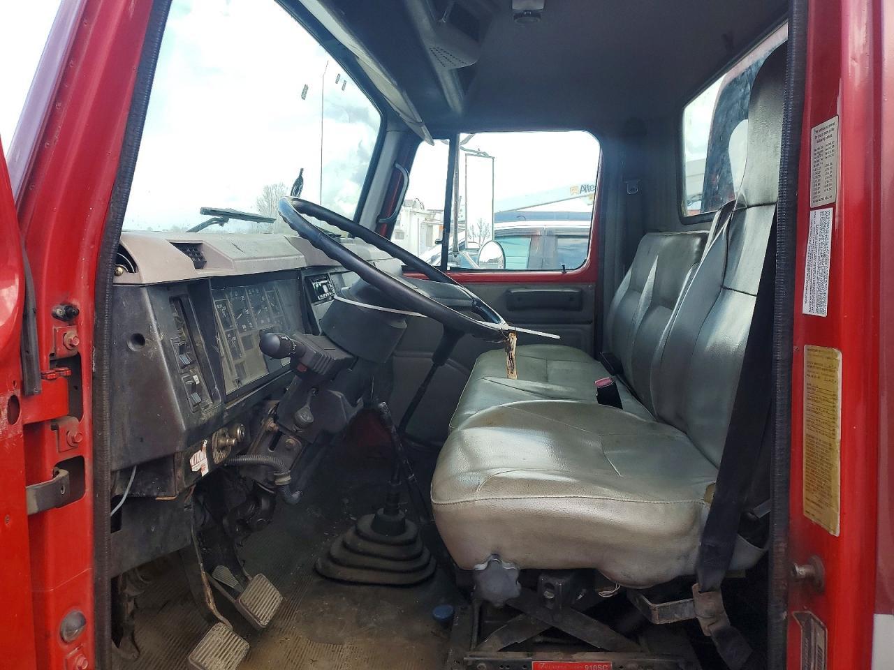 1999 International 4000 4700