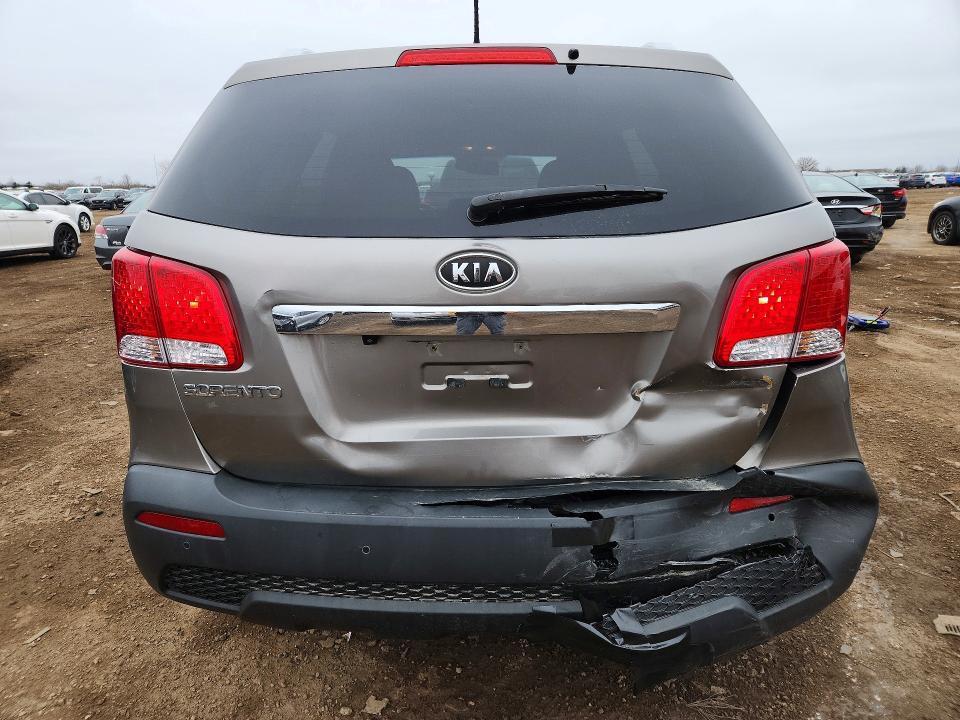 2011 KIA Sorento lx