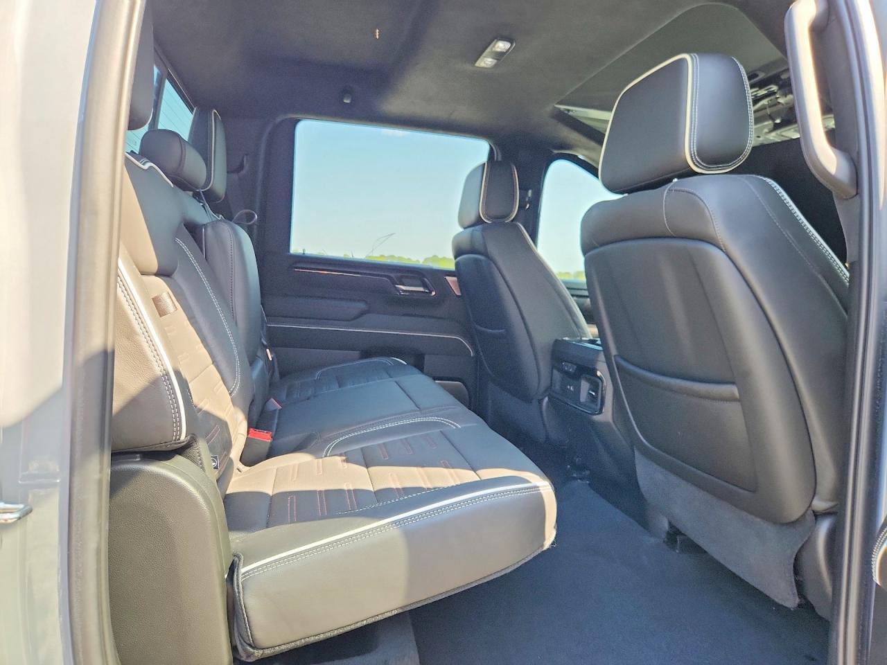 2024 GMC Sierra K2500 AT4X