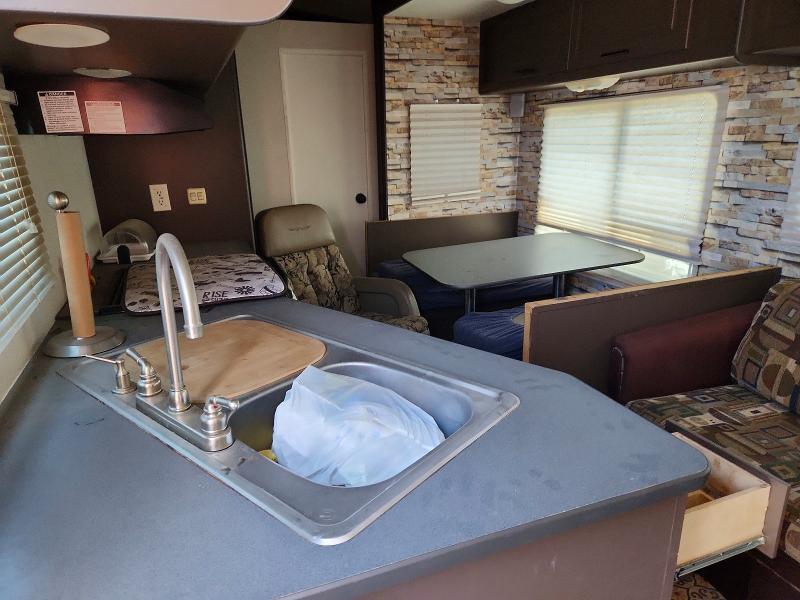 2006 Tahoe 2006 Transport Marquez Camper