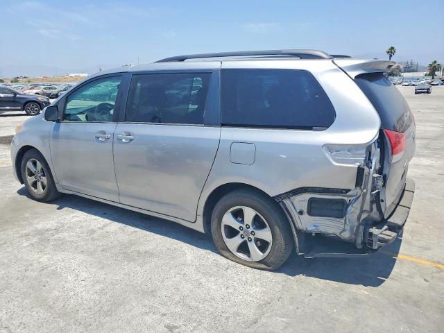 2012 Toyota Sienna le
