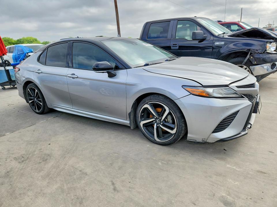 2018 Toyota Camry xse V6