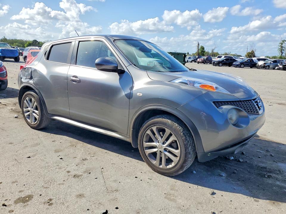 2011 Nissan Juke s