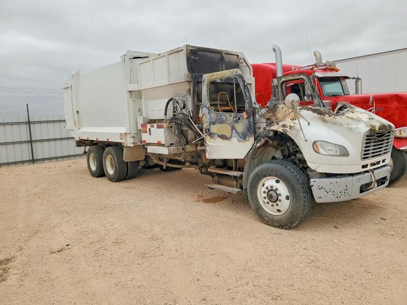 2020 Freigliner 2020 Freightliner Business Class M2 Refuse Truck