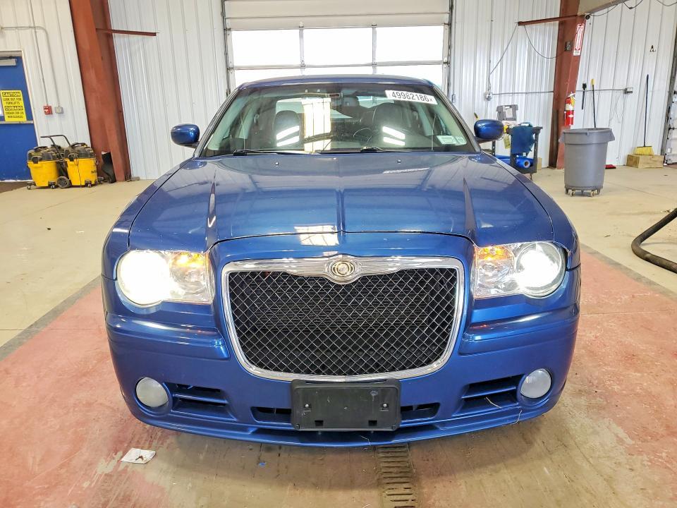 2010 Chrysler 300 Srt-8