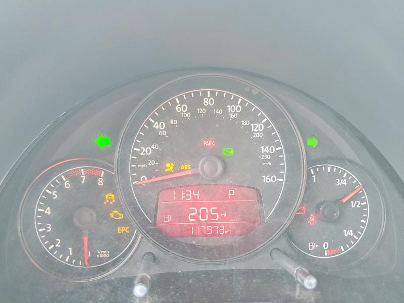 2012 Volkswagen Beetle Turbo