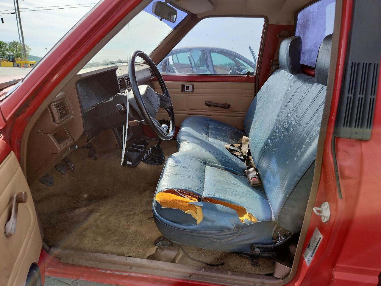 1986 Toyota Pickup Base