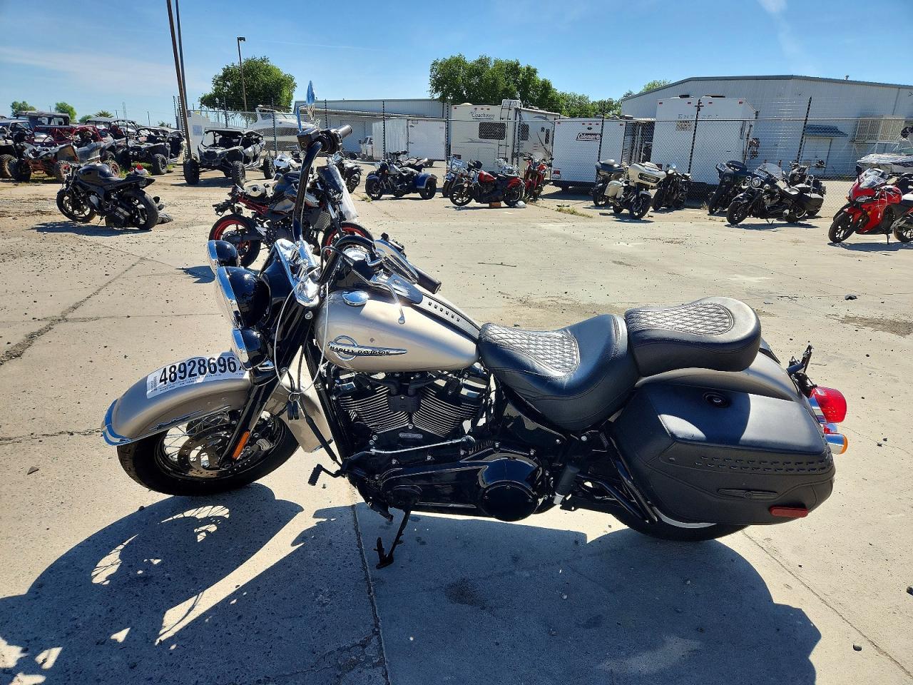 2018 Harley-Davidson Flhcs Heritage Classic 114