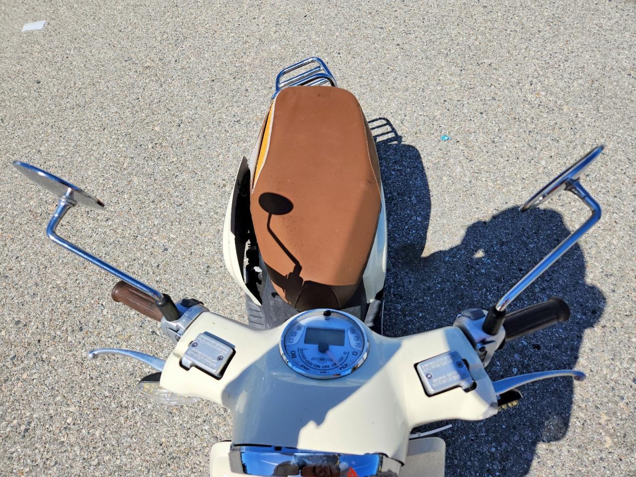 2020 Genuine Scooter Co. Buddy Kick
